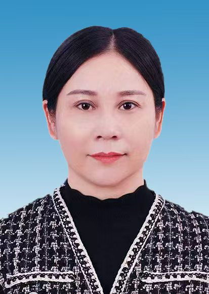 市委三級調(diào)研員 傅荷英